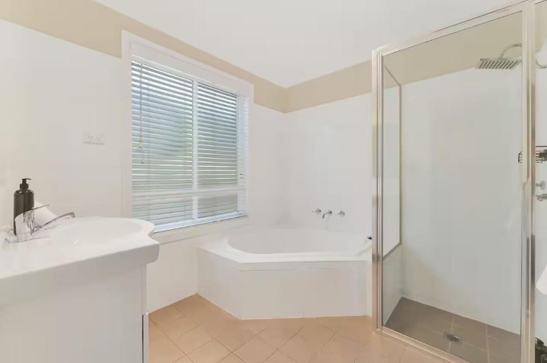Photo of Bathroom in Bathurst