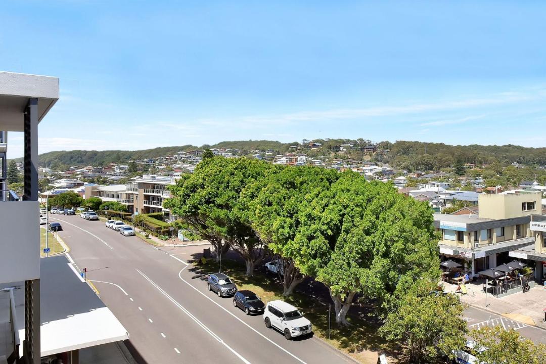 Photo of Others in Caves Beach