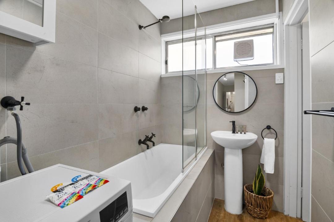 Photo of Bathroom in Flemington