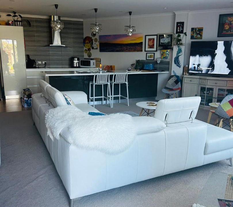 Photo of Livingroom in Mount Nelson