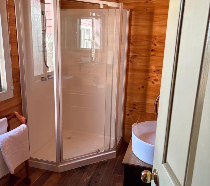 Photo of Bathroom in Geeveston