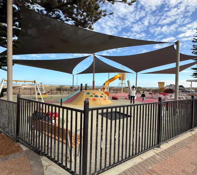Photo of Others in Largs Bay