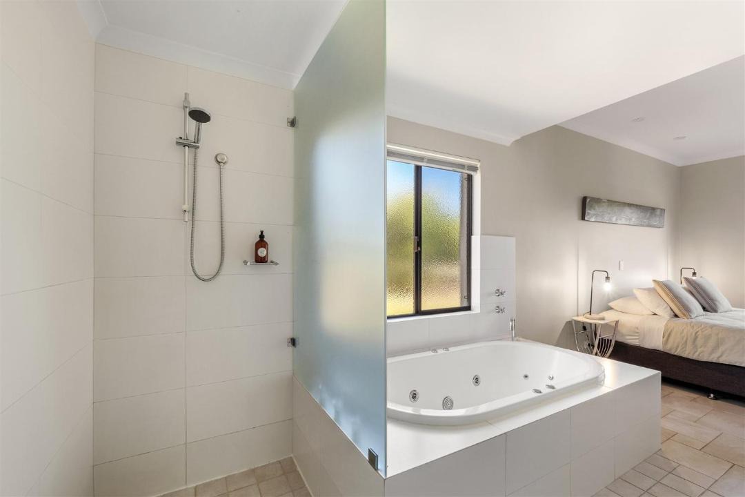 Photo of Bathroom in Gnarabup