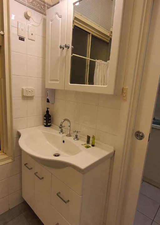 Photo of Bathroom in Griffith