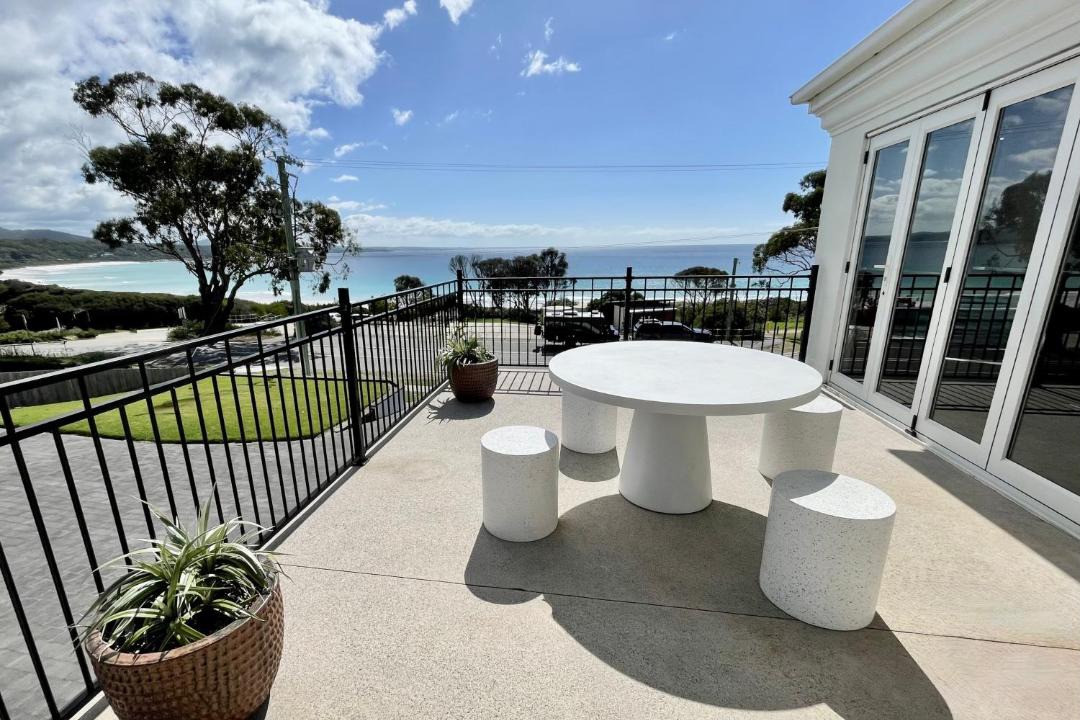 Photo of Patio Balcony in Binalong Bay