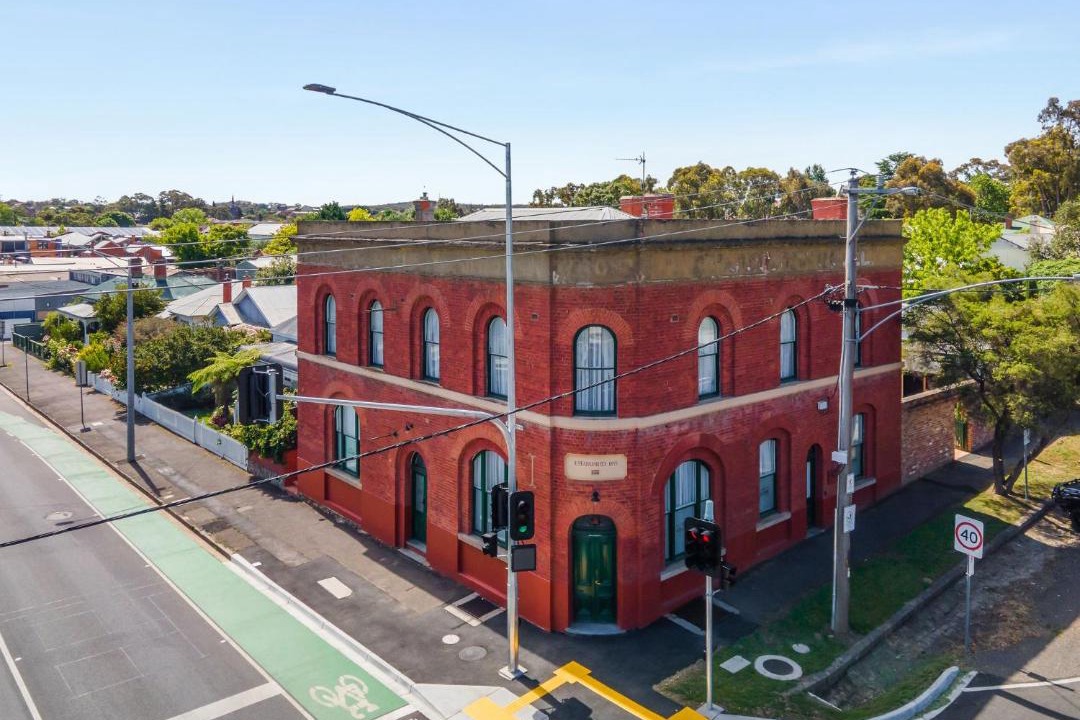 Photo of Others in Castlemaine