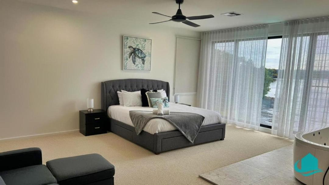 Photo of Bedroom in Swansea