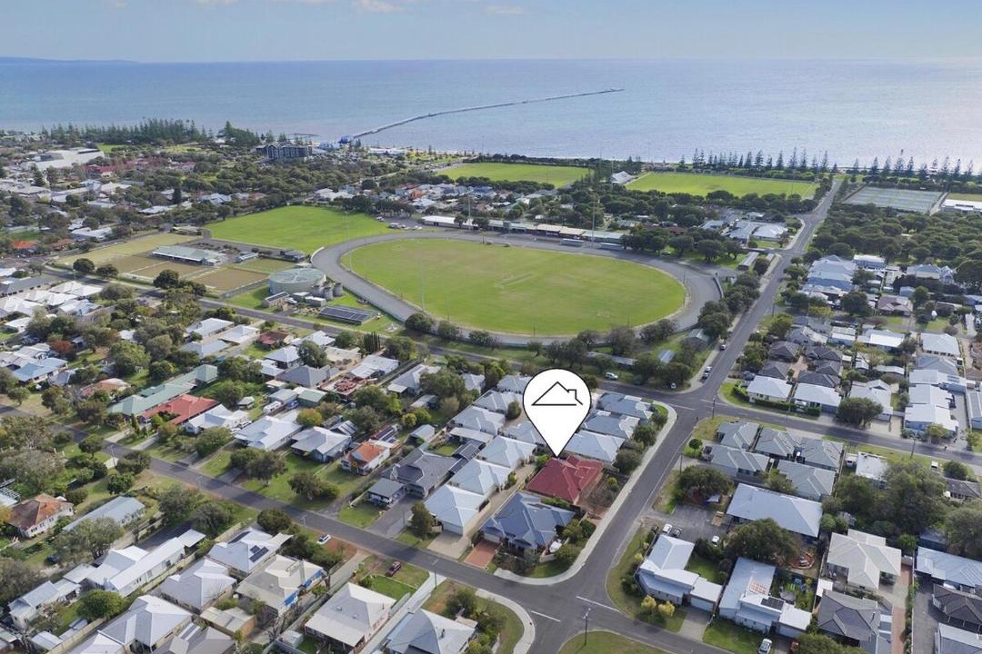 Photo of Others in Busselton