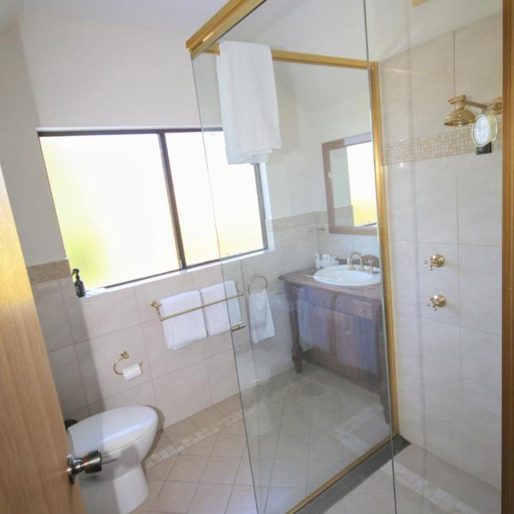 Photo of Bathroom in Possum Brush