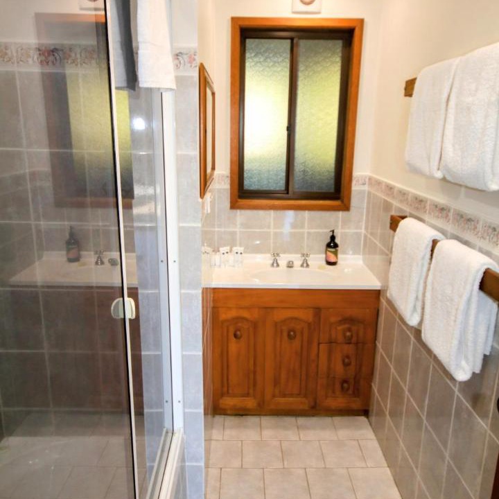 Photo of Bathroom in Possum Brush