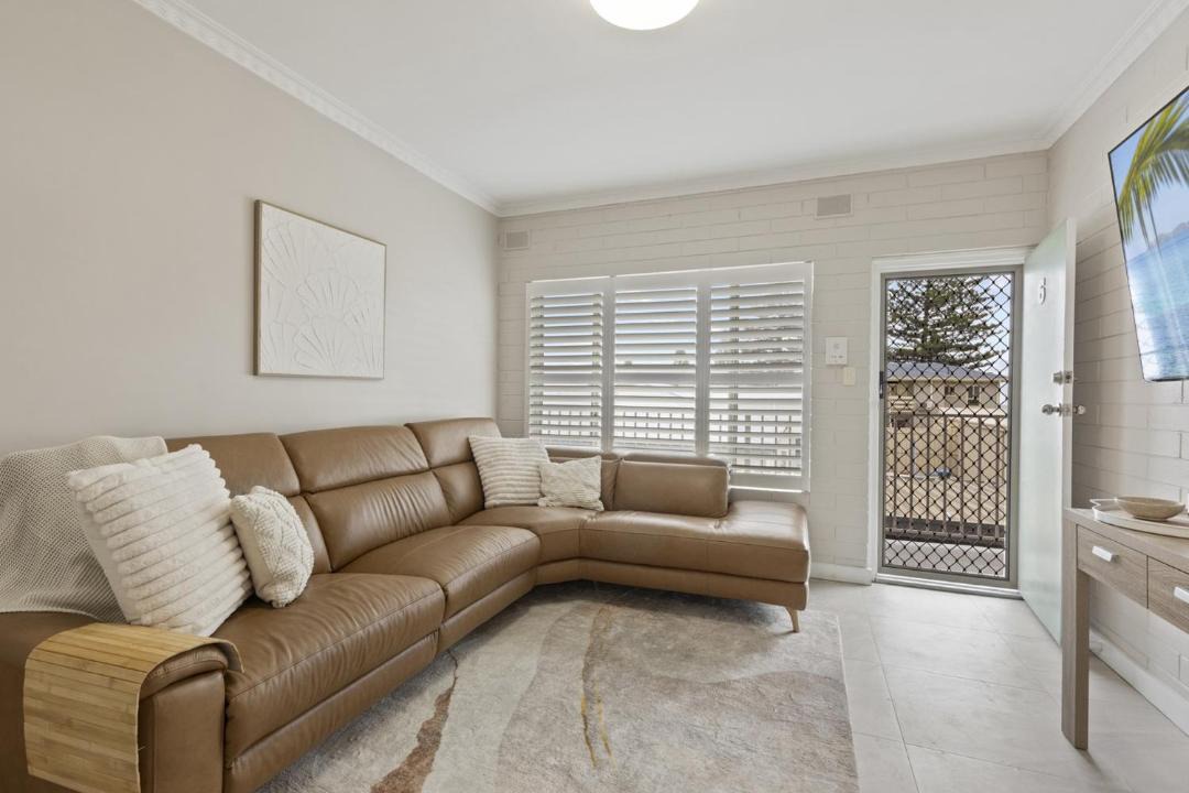 Photo of Others in Largs Bay
