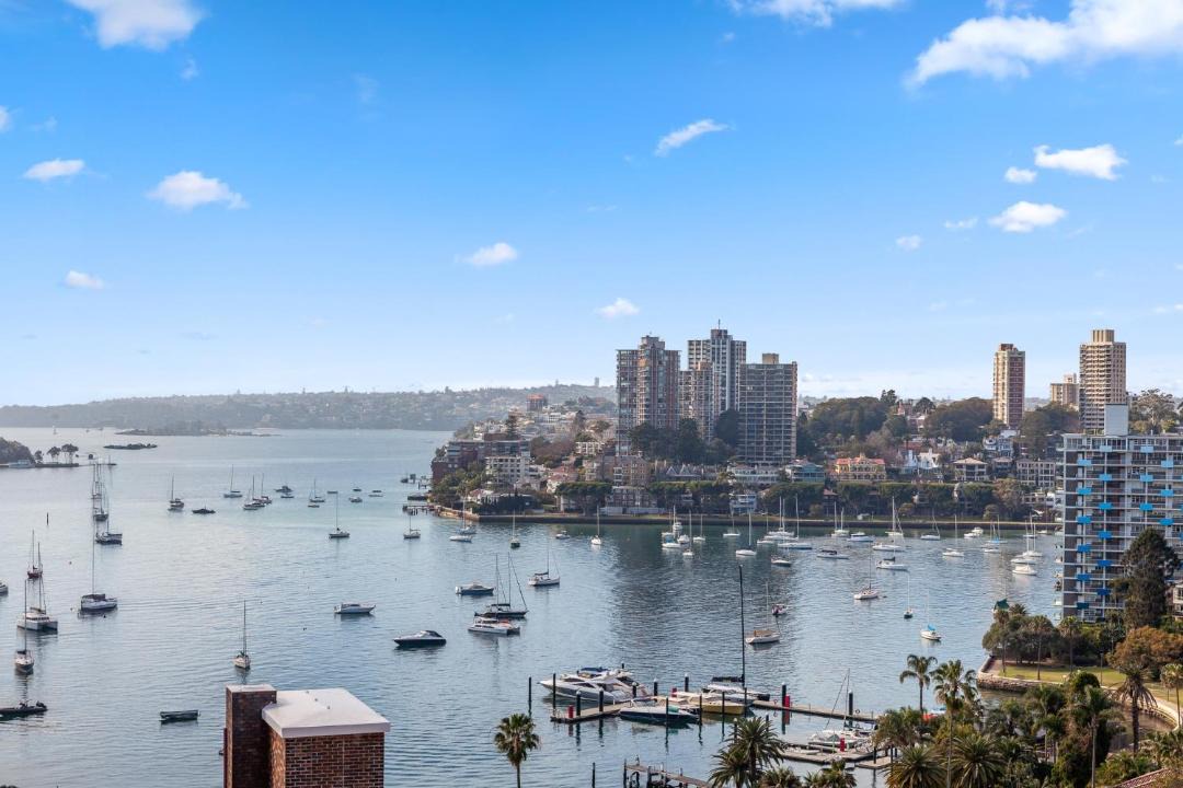 Photo of Others in Elizabeth Bay