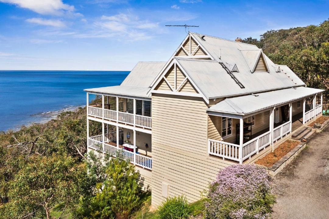Photo of Others in Lorne