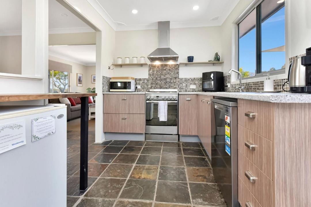 Photo of Kitchen in Broke