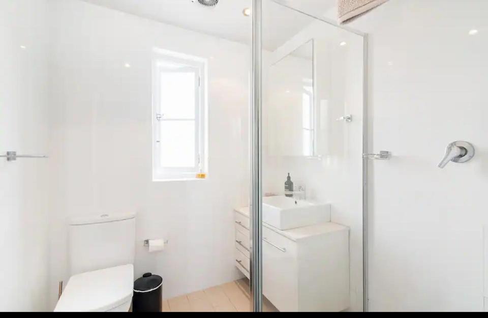 Photo of Others in Kirribilli