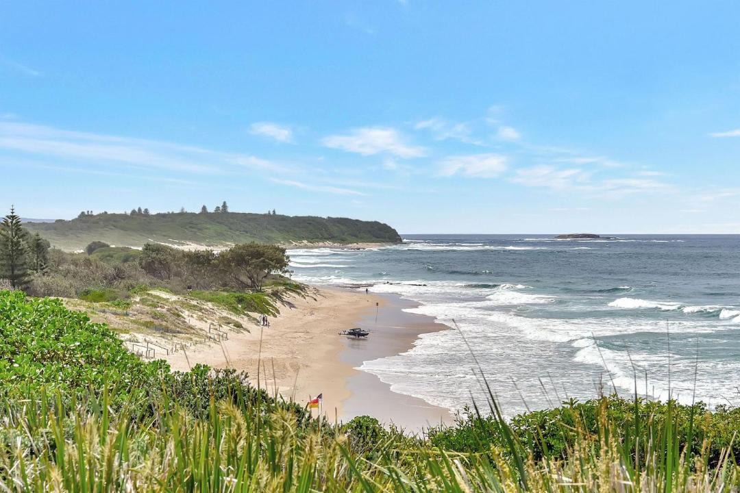 Photo of Others in Caves Beach