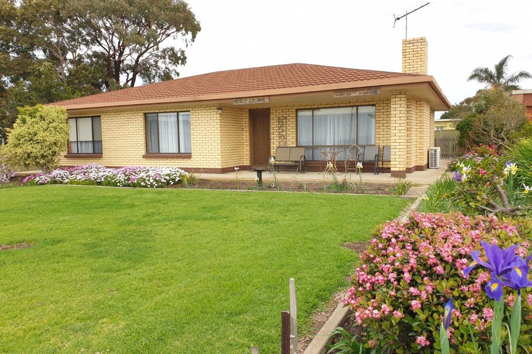 Photo of Others in Kingscote