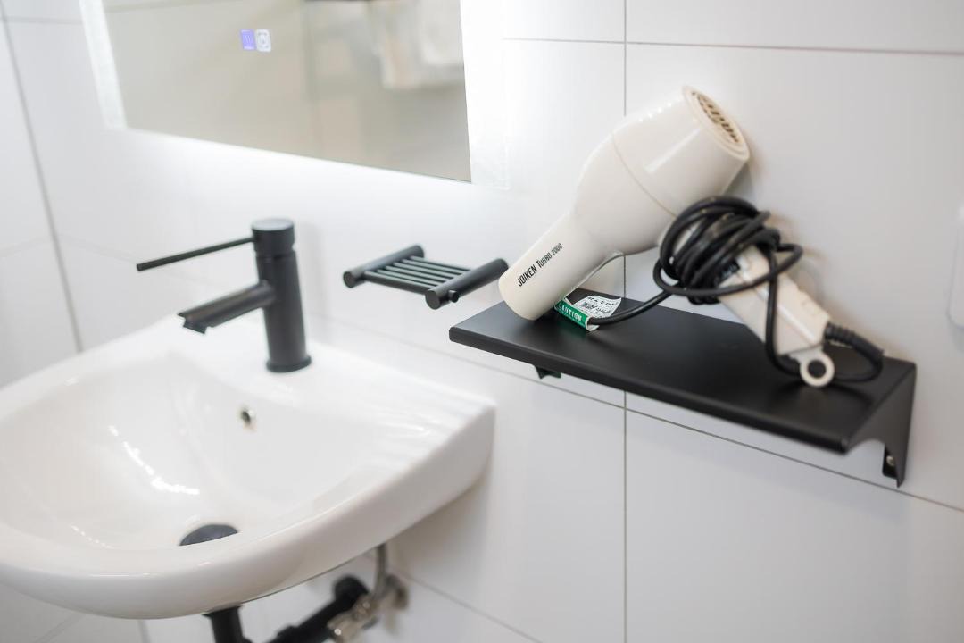 Photo of Bathroom in Parkes