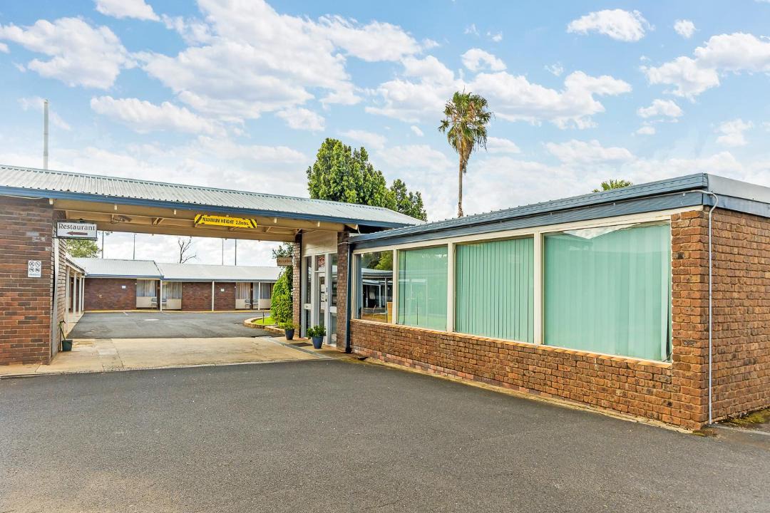 Photo of Others in Parkes