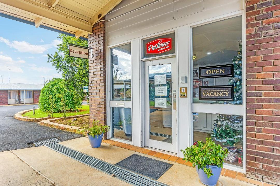 Photo of Others in Parkes