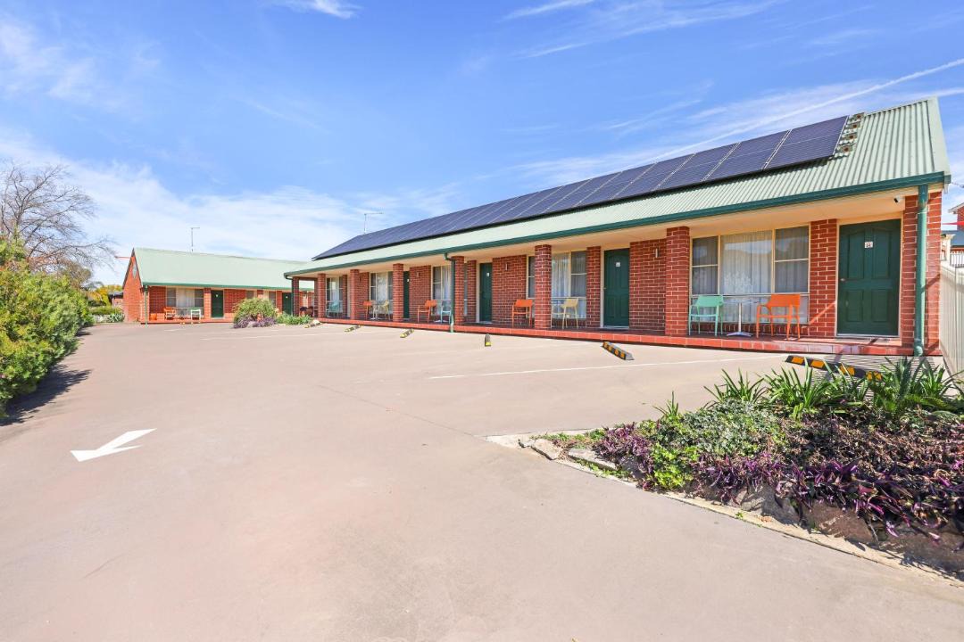 Photo of Others in West Tamworth