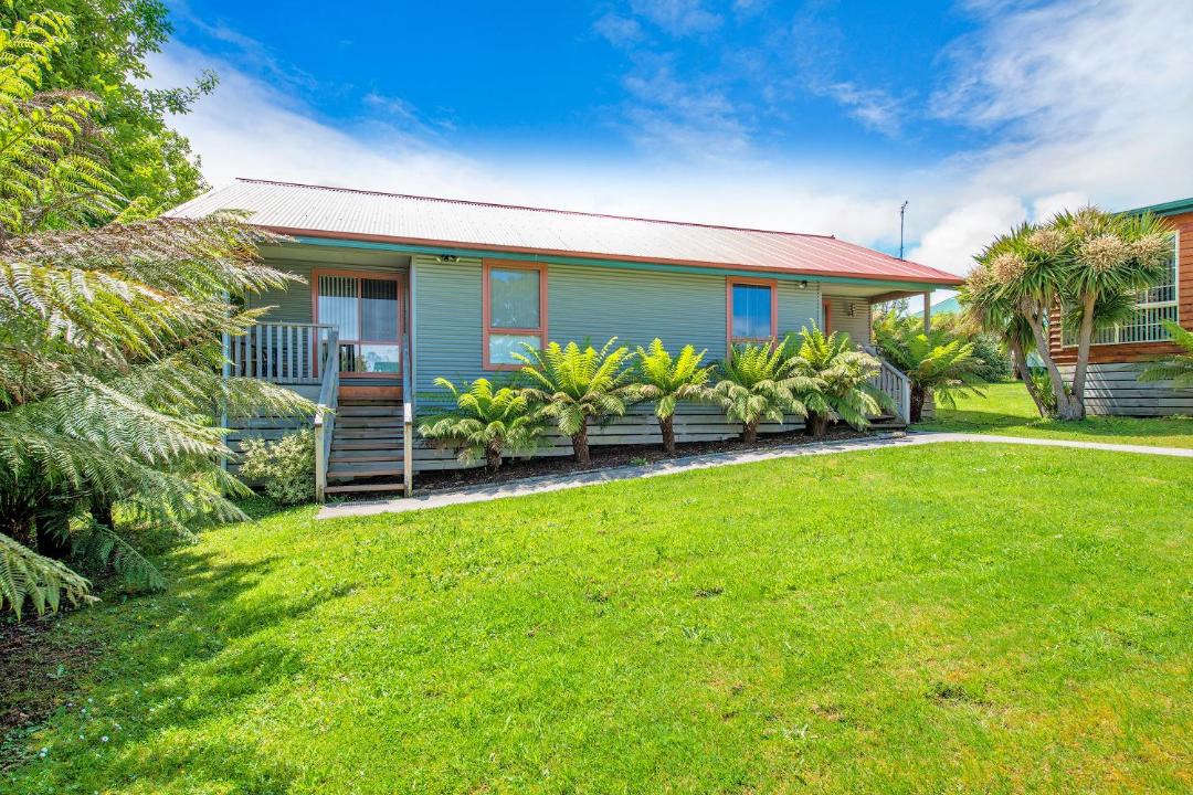 Photo of Others in Strahan