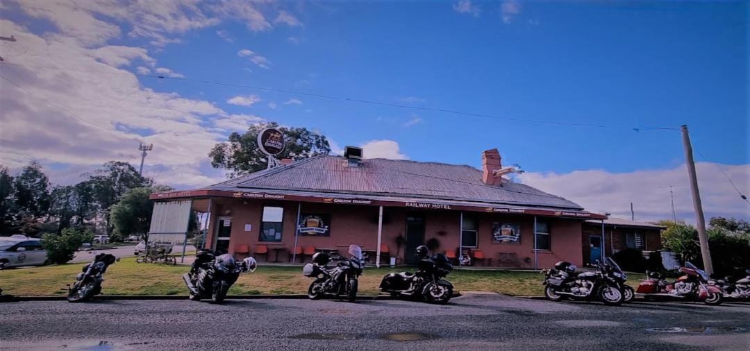 Photo of Others in Lockhart