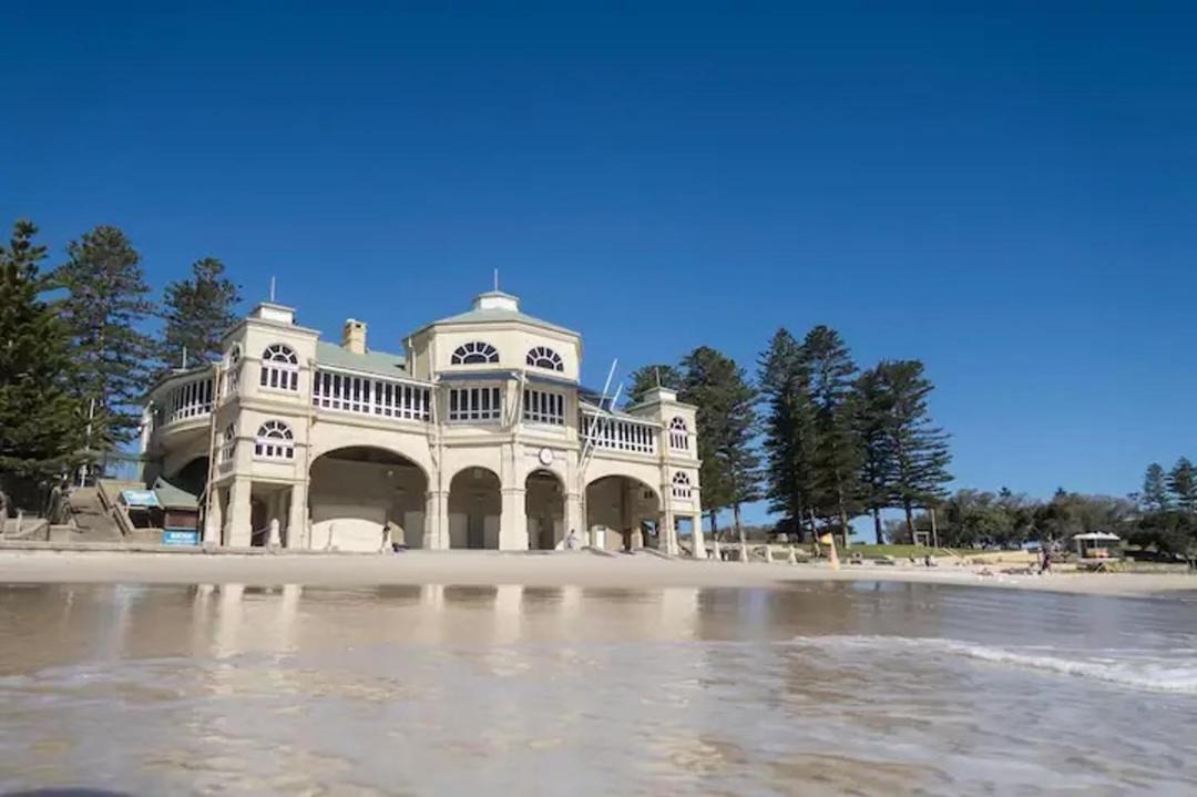 Photo of Others in Cottesloe