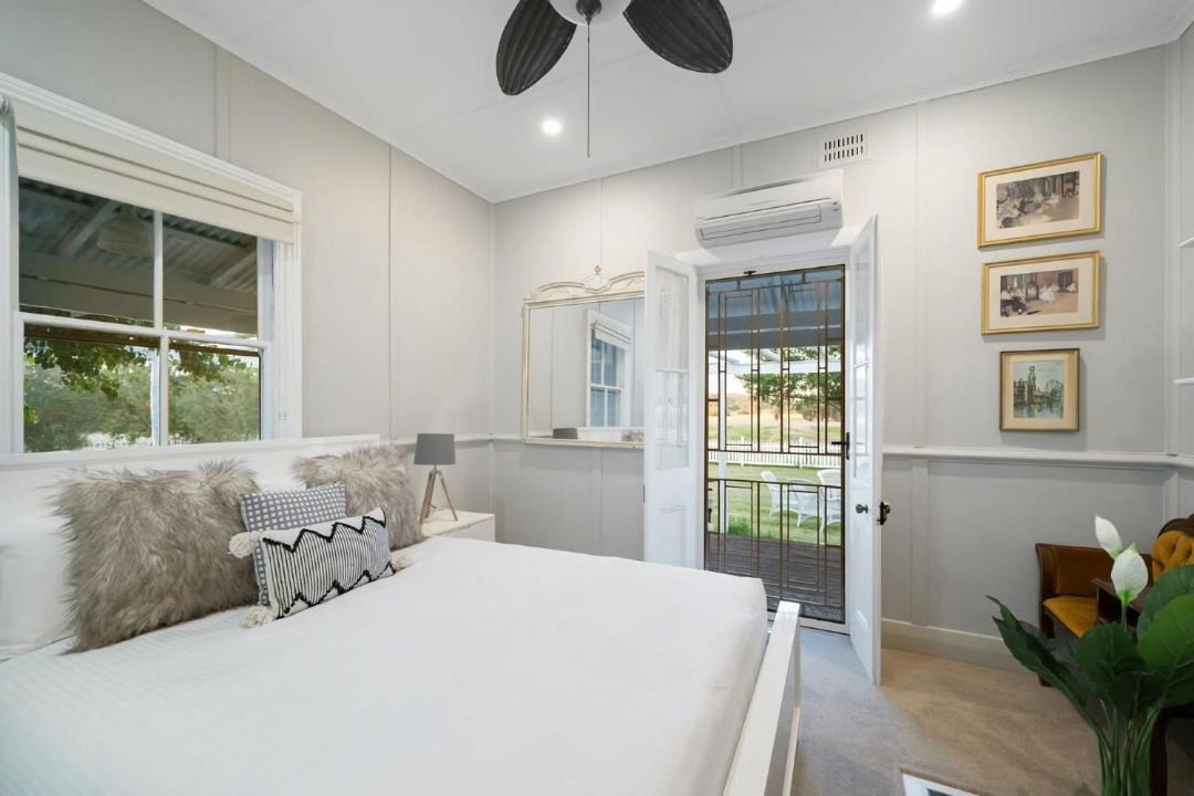 Photo of Bedroom in Broke