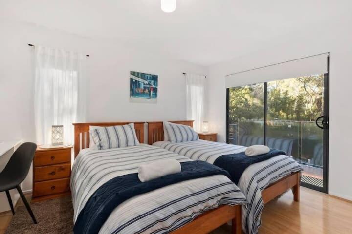 Photo of Others in Taroona