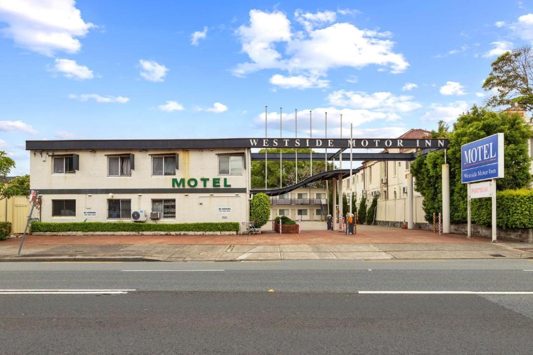 Photo of Others in Ashfield
