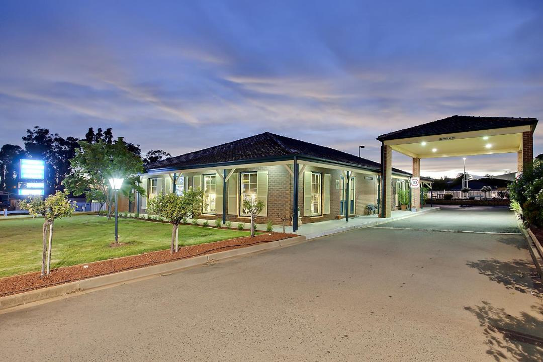 Photo of Others in Parkes