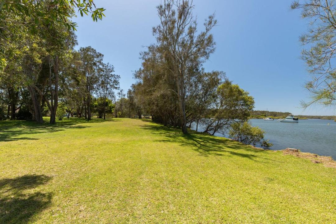 Photo of Others in Forster