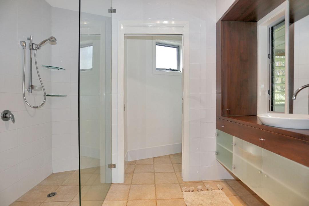 Photo of Bathroom in Hawks Nest