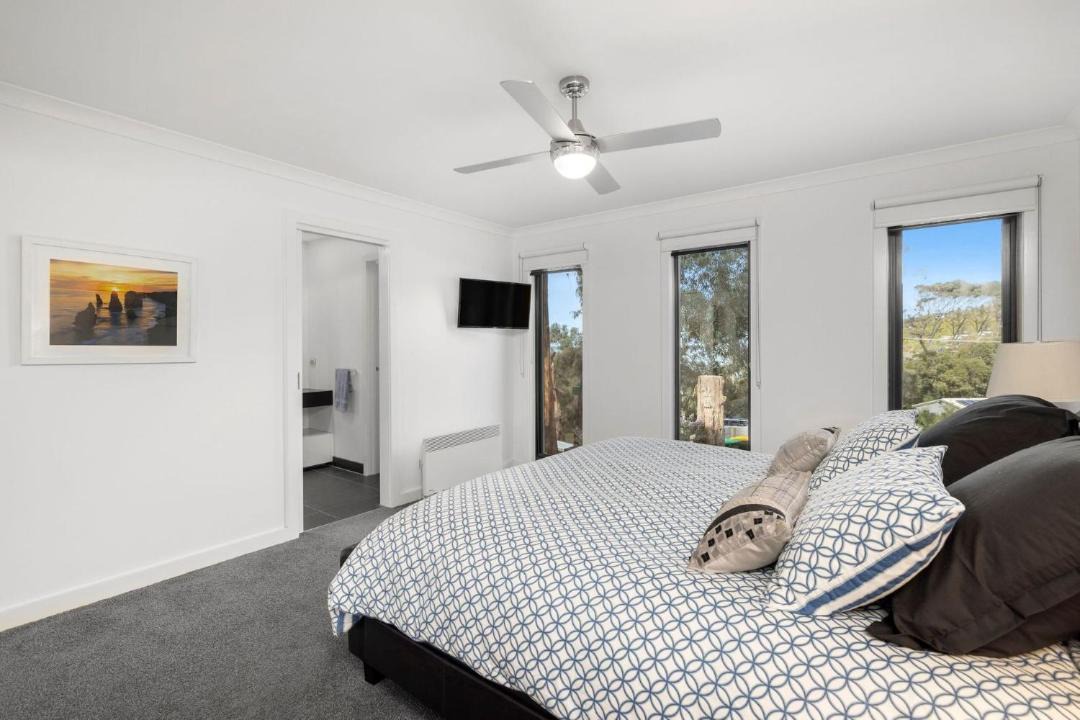 Photo of Bedroom in Wye River