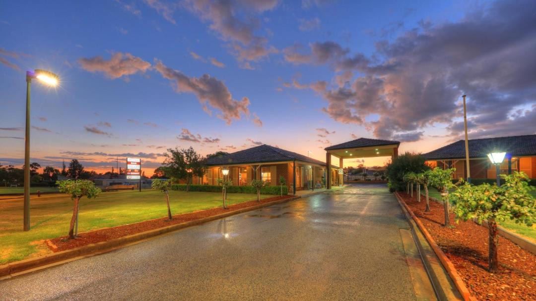 Photo of Others in Parkes