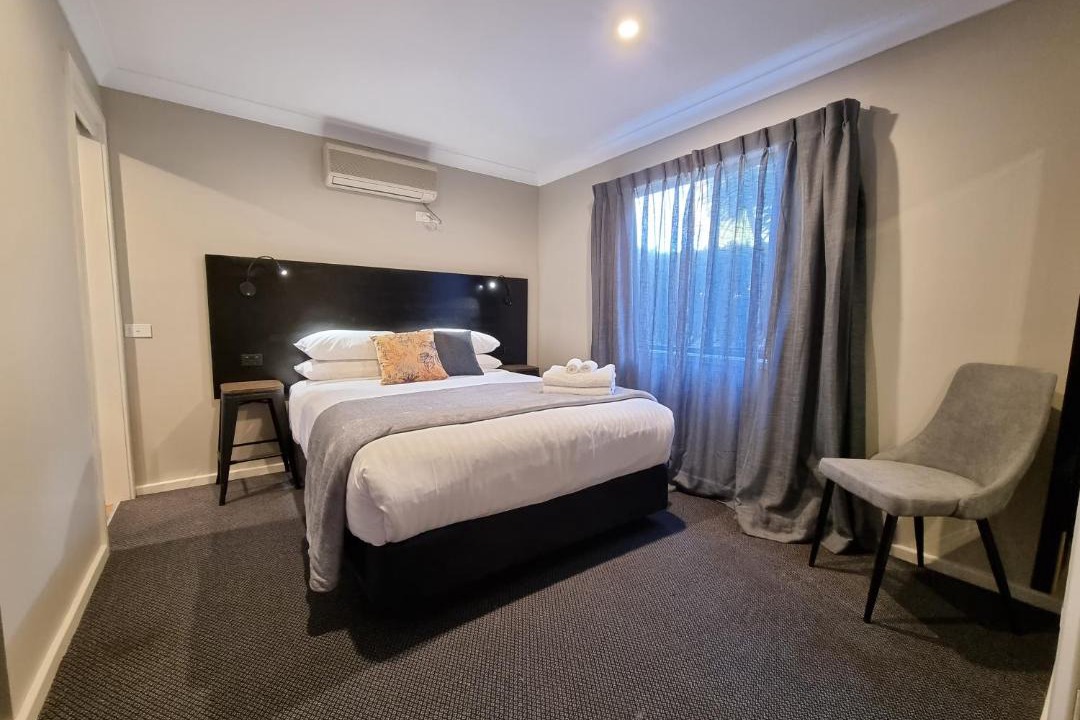 Photo of Others in Waratah West