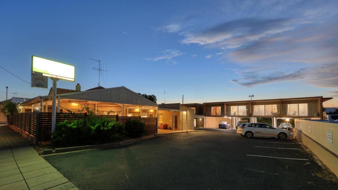 Photo of Others in Parkes