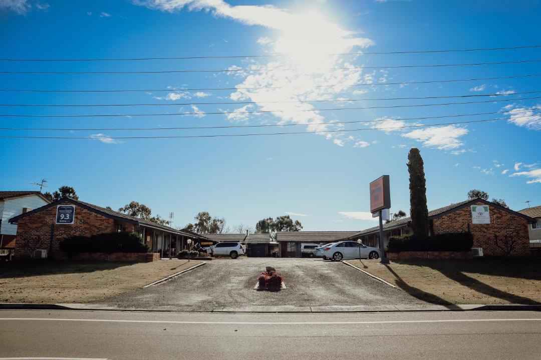 Photo of Others in Denman