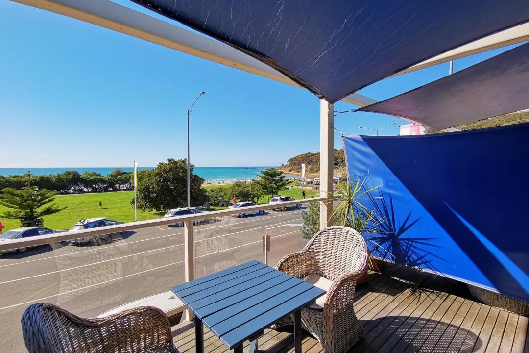 Photo of Others in Lorne