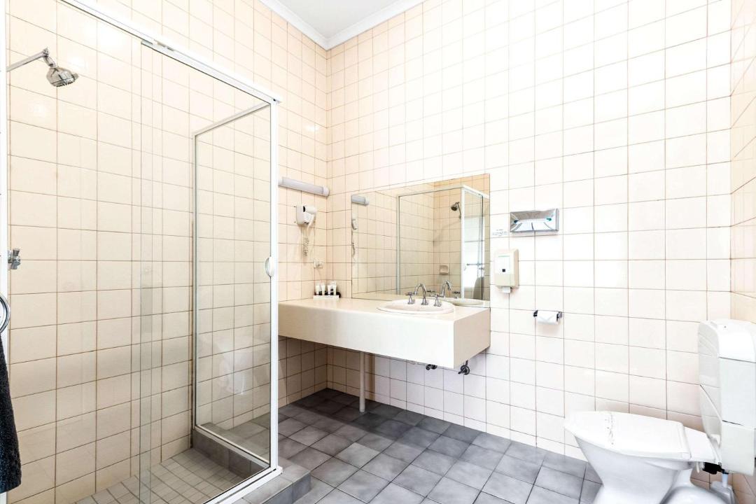 Photo of Bathroom in Macleod