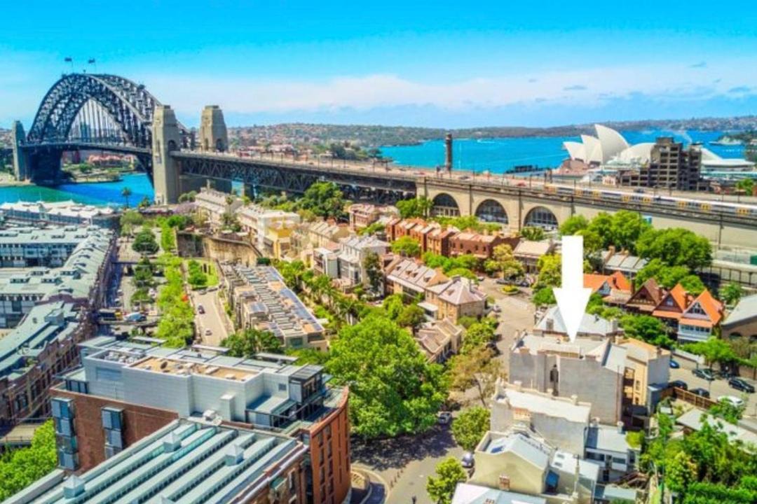 Photo of Others in Dawes Point