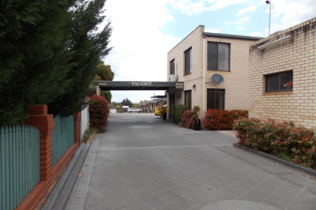 Photo of Others in Cowra