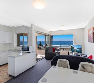 Dolphin Court 