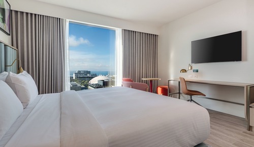 Suite, 1 Bedroom, Kitchenette, Bay View (Dining)