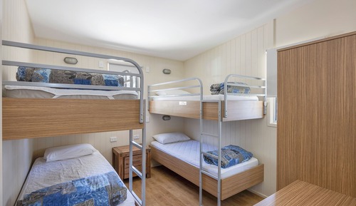 Superior Cabin - Sleeps 6
