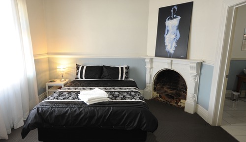 House, 2 Bedrooms