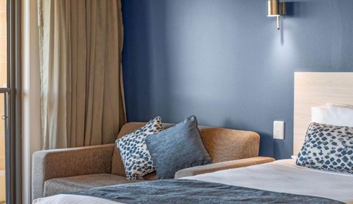 Deluxe Twin Suite