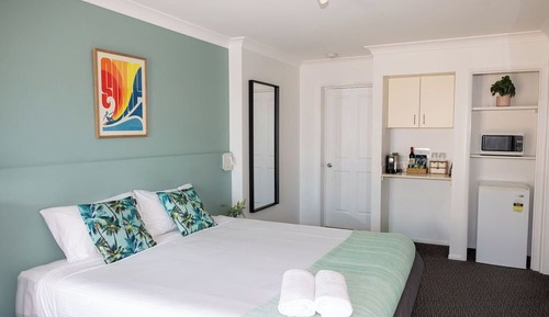 Standard Room, 1 King Bed