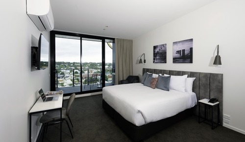 2 Bedroom 2 Bathroom Ocean View Apartment